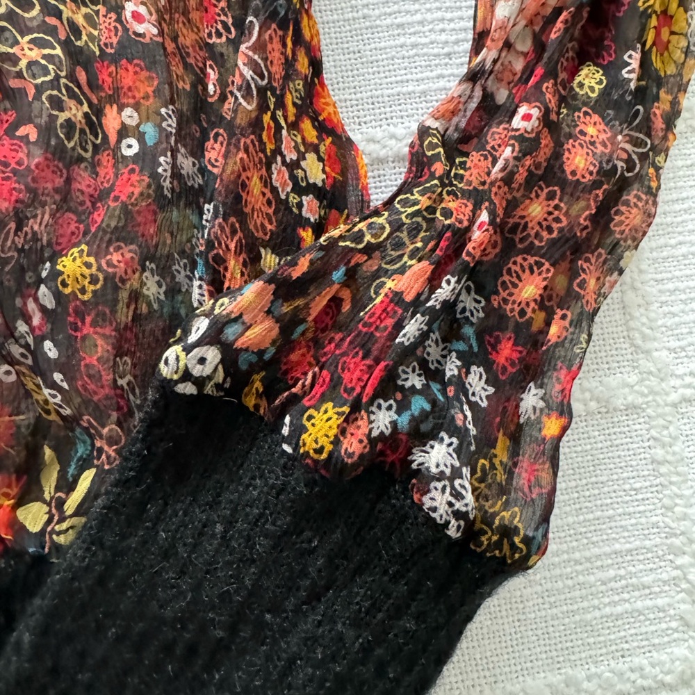 Floral Multicolor Women's Sweater - Picture 3 of 5